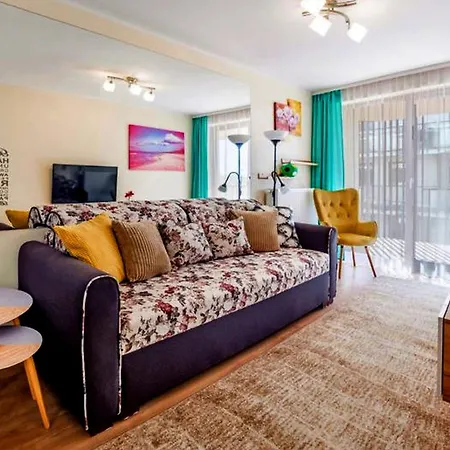 Spoko, Basen, Sauna, Aneks Kuchenny, Morze 300m דירה קולובז'ג